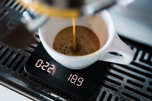 Coffee scales review series: The Acaia Lunar Scale